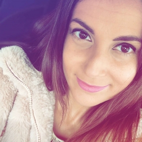 Sandra, Niñera o canguro en Ribarroja de Turia