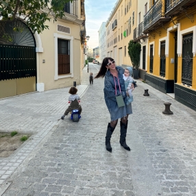 María, Familia en Sevilla