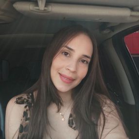 Eduarleynis Stefanie, Niñera o canguro en Motilla del Palancar
