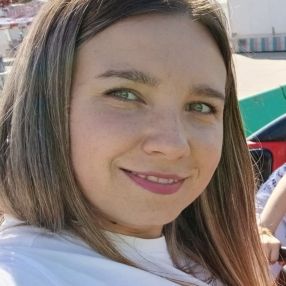 Andreea, Niñera o canguro en Albelda de Iregua