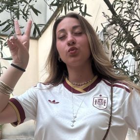 Maelia, Babysitter in Villafranca del Castillo