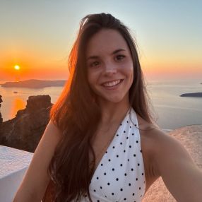 Georgina, Niñera o canguro en Castellar del Vallès