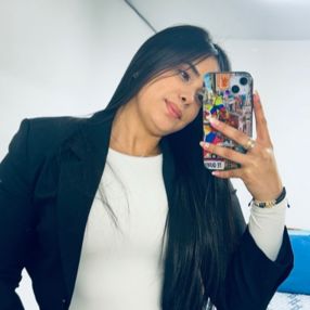 Alexandra, Babysitter in Ortuella