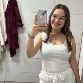 Bere, Babysitter in Catral
