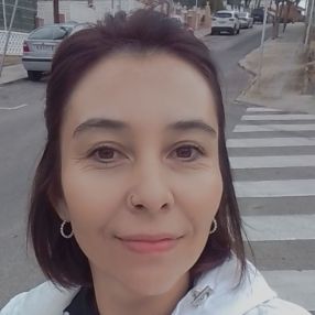 Cynthia, Babysitter in Calafell