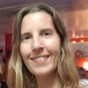 Daniela, Niñera o canguro en Ferrerías