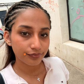 Nai, Babysitter in Islas Baleares