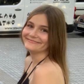 Sandra, Niñera o canguro en La Ràpita