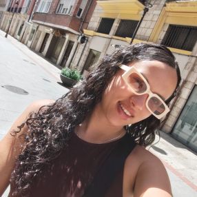 Alejandra, Babysitter in Aranda de Duero