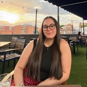 Paula, Babysitter in Alalpardo