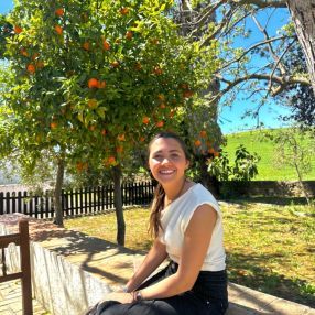 Clara, Babysitter in Tomares