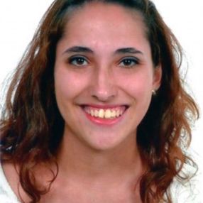 Sara, Niñera o canguro en Sant Celoni