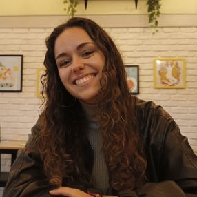 Adriana, Babysitter in La Cuesta