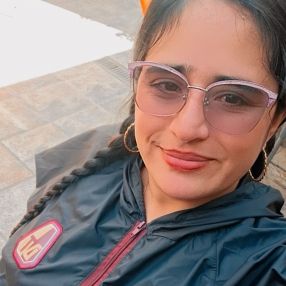 Nardeyi, Babysitter in San Fulgencio