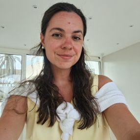 Miriam, Niñera o canguro en Alpedrete