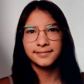 Gabriela, Niñera o canguro en Moaña