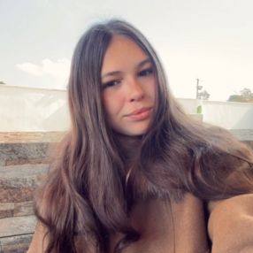 Ainhoitis, Babysitter in Palos de la Frontera