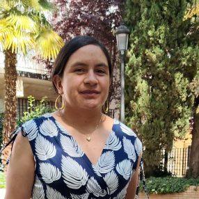 Jhuliana, Babysitter in Tomelloso