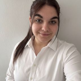 Lucia, Babysitter in Gójar