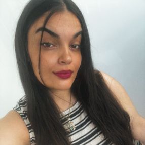 Lydia, Niñera o canguro en Colindres