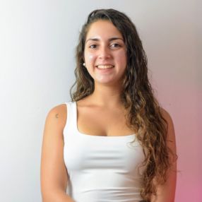 Suhayla, Niñera o canguro en Picanya