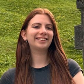 Agustina, Babysitter in Castalla