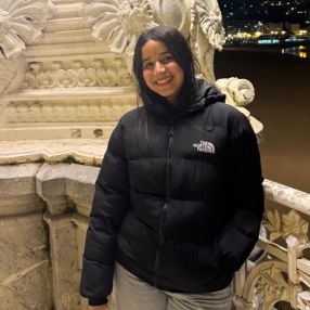 Marwa, Niñera o canguro en Urnieta