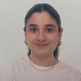 Isabel, Niñera o canguro en Ortigueira