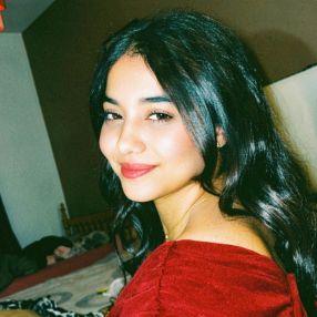 Hafsa, Niñera o canguro en Yeles