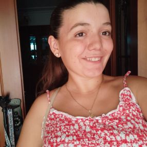 Lucía, Niñera o canguro en Pilas