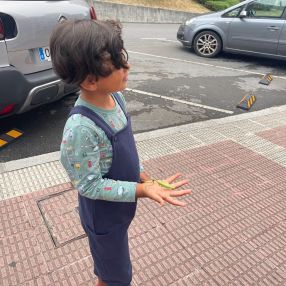 Mila, Familia en Derio