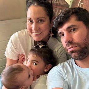 Paula, Familia en Pontevedra