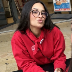 Mari Carmen, Babysitter in Puçol