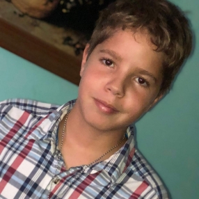 Deyaniri, Babysitter in Tàrrega