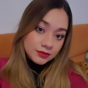 Katerine, Babysitter in Pinto