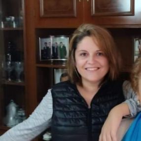 Montse, Babysitter in Santpedor