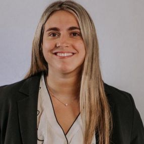 Milagros, Babysitter in Salamanca