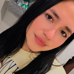 Mireya, Niñera o canguro en Ferrol