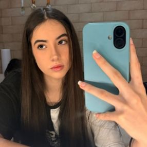Yanira, Niñera o canguro en Riells i Viabrea