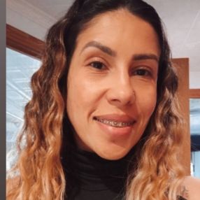 Eliana  Marcela, Niñera o canguro en Silla