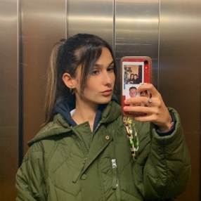 Nahikari, Babysitter in Zarauz