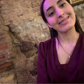 Najwa, Niñera o canguro en Albalat de la Ribera