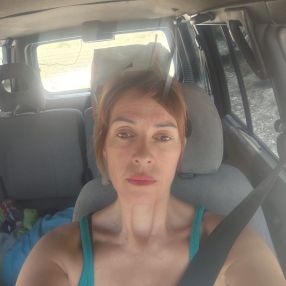 MARÍA ELENA, Niñera o canguro en Arganda del Rey