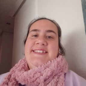 Ángela, Babysitter in Melilla