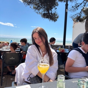 Julia, Niñera o canguro en Vilassar de Dalt