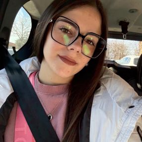 Lucia, Babysitter in Canovelles