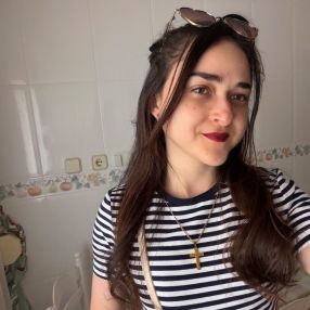Erika, Babysitter in Nájera