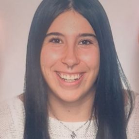 Noa, Niñera o canguro en Vidreres