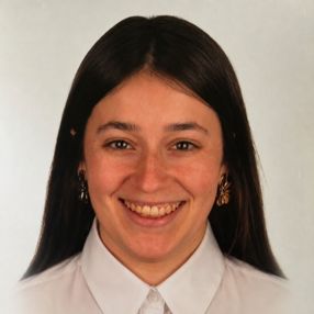 Haizea, Babysitter in Urretxu