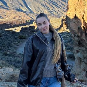 Nerea, Niñera o canguro en Cizur Menor